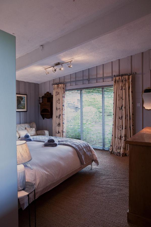 The Cabin - Luxury Country Living Cullybackey Exterior photo